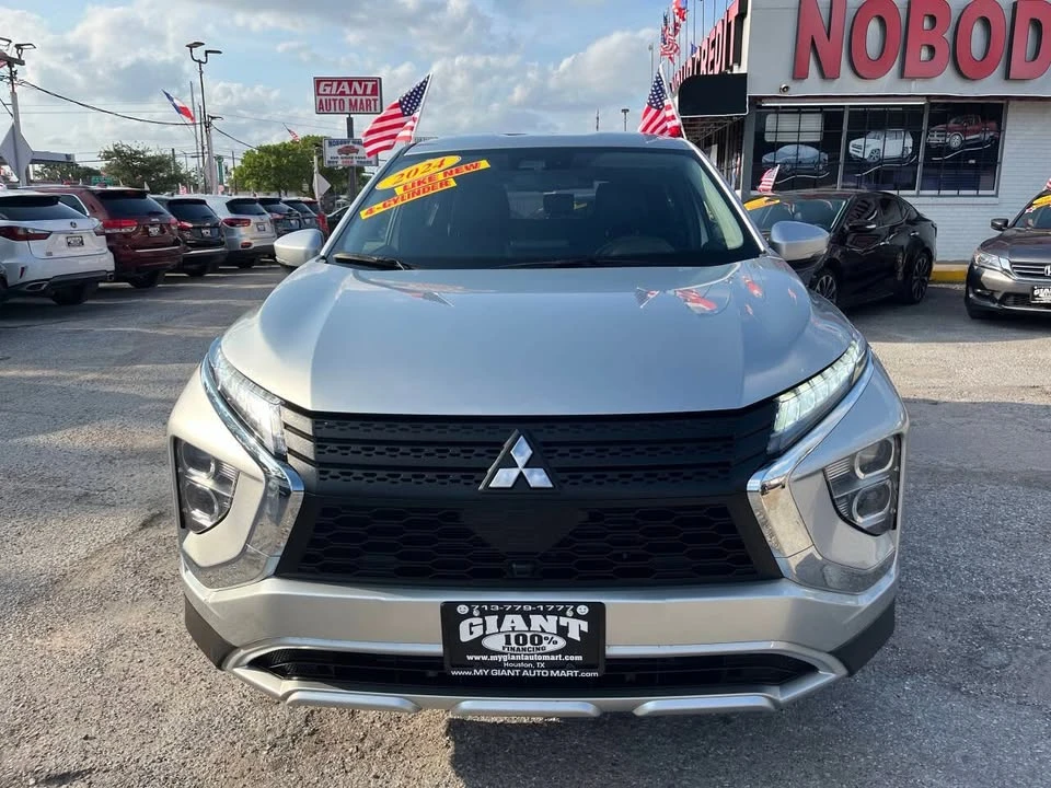 2024 Mitsubishi Eclipse Cross - Image 2 of 20