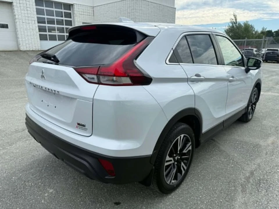 2024 Mitsubishi Eclipse Cross - Image 5 of 10