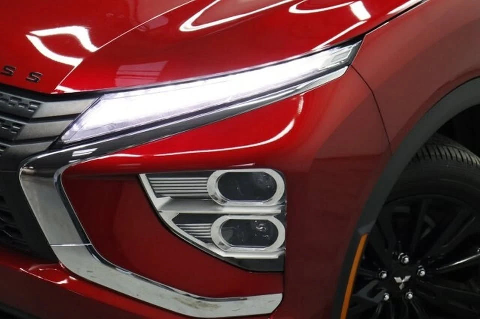 2024 Mitsubishi Eclipse Cross - Image 2 of 20