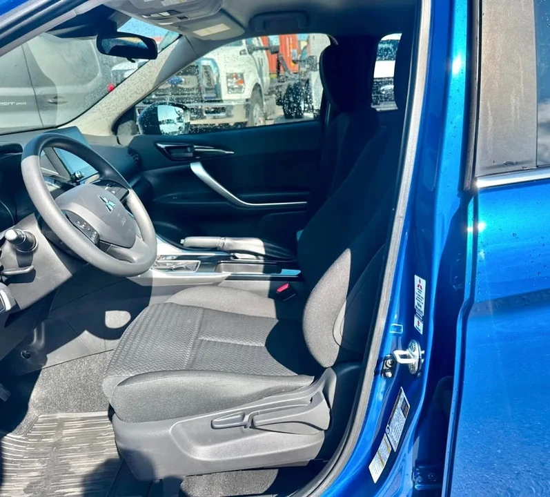 2024 Mitsubishi Eclipse Cross - Image 6 of 8