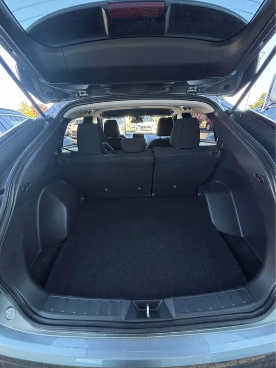 2024 Mitsubishi Eclipse Cross - Image 3 of 10