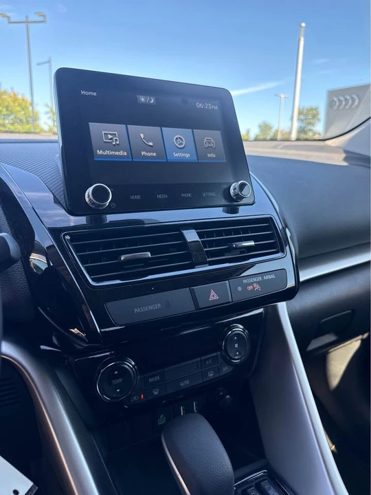 2024 Mitsubishi Eclipse Cross - Image 6 of 8