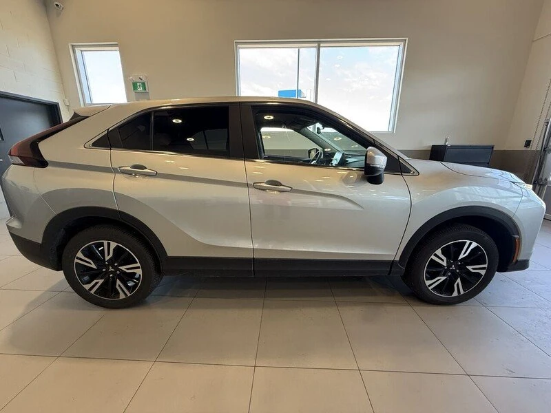 2024 Mitsubishi Eclipse Cross - Image 8 of 13