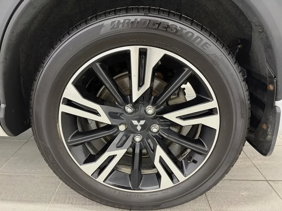 2024 Mitsubishi Eclipse Cross - Image 7 of 10