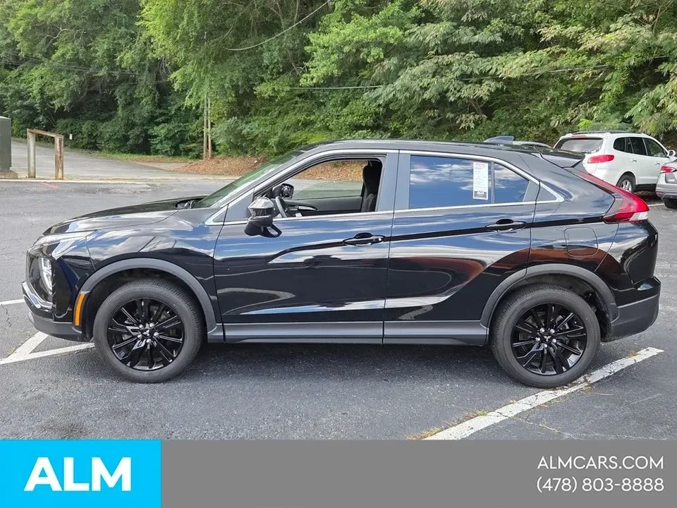 2024 Mitsubishi Eclipse Cross - Image 2 of 20