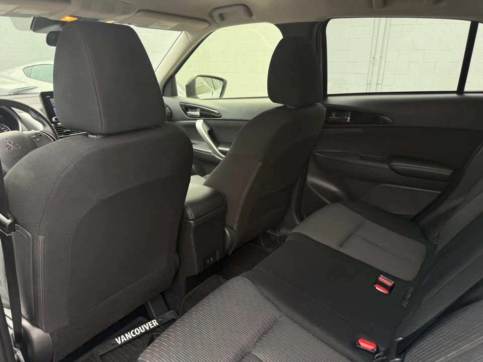 2024 Mitsubishi Eclipse Cross - Image 9 of 11