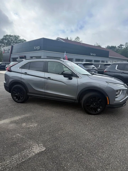 2024 Mitsubishi Eclipse Cross - Image 2 of 8