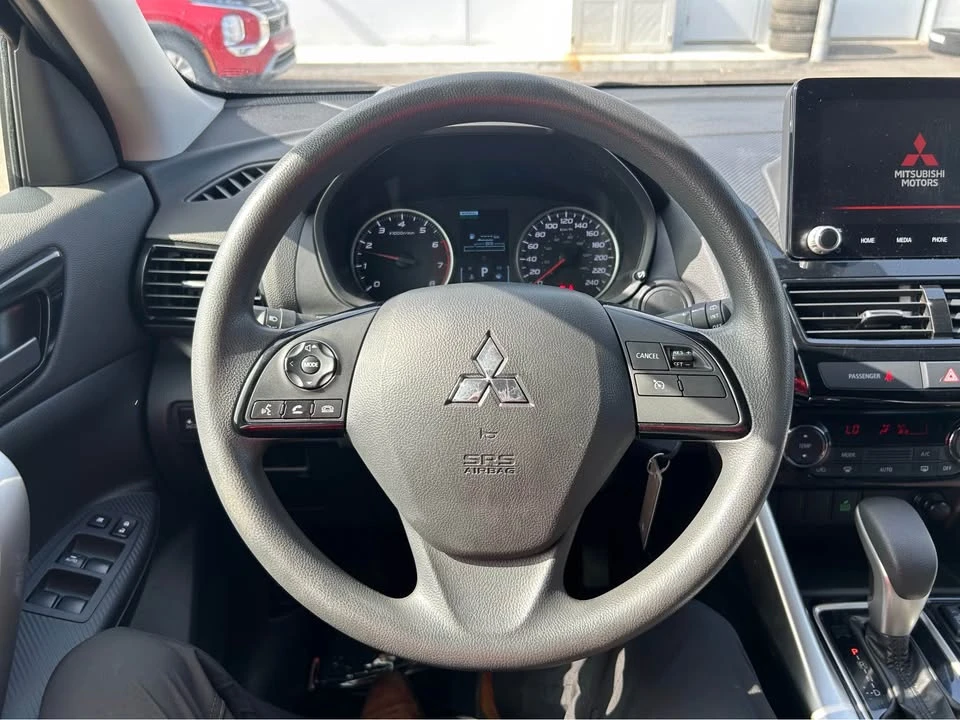 2024 Mitsubishi Eclipse Cross - Image 9 of 14