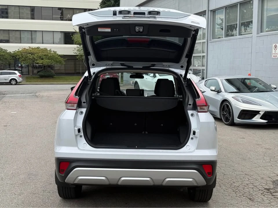 2024 Mitsubishi Eclipse Cross - Image 4 of 11