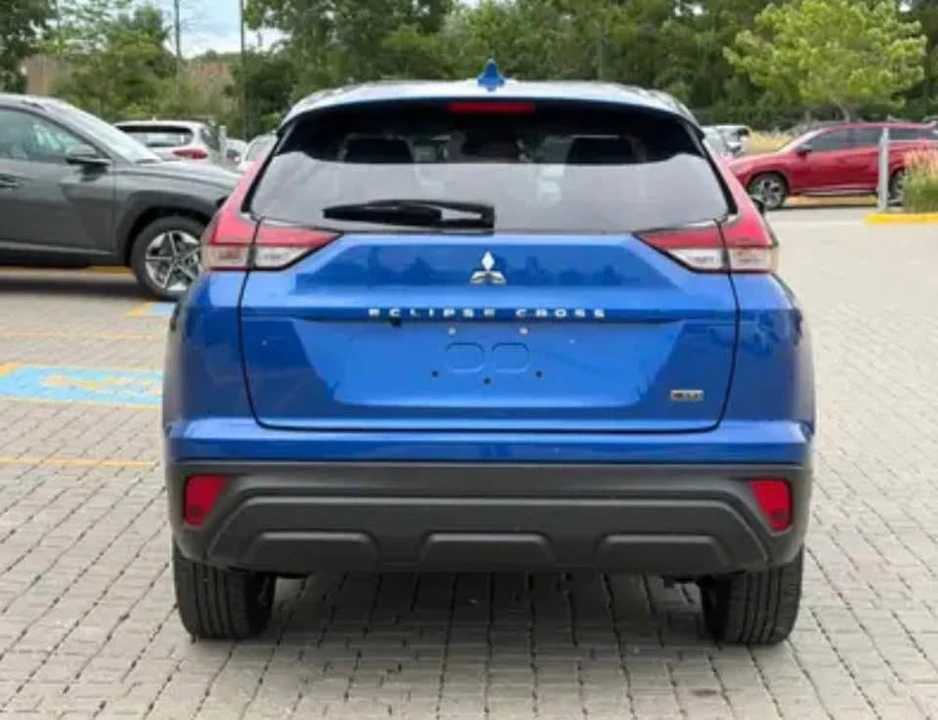2024 Mitsubishi Eclipse Cross - Image 3 of 10