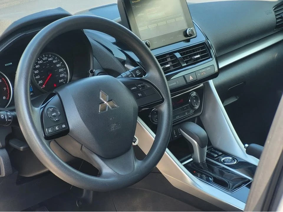 2024 Mitsubishi Eclipse Cross - Image 7 of 10