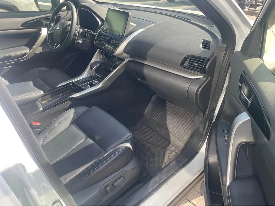 2024 Mitsubishi Eclipse Cross - Image 3 of 13
