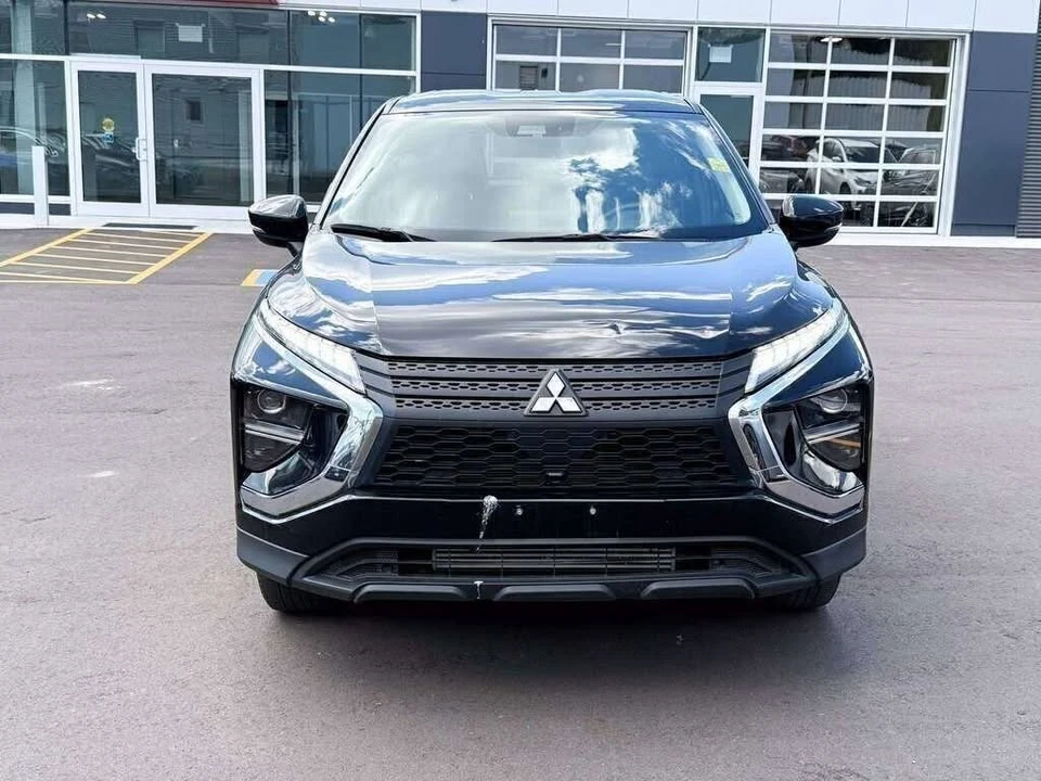 2024 Mitsubishi Eclipse Cross - Image 2 of 9