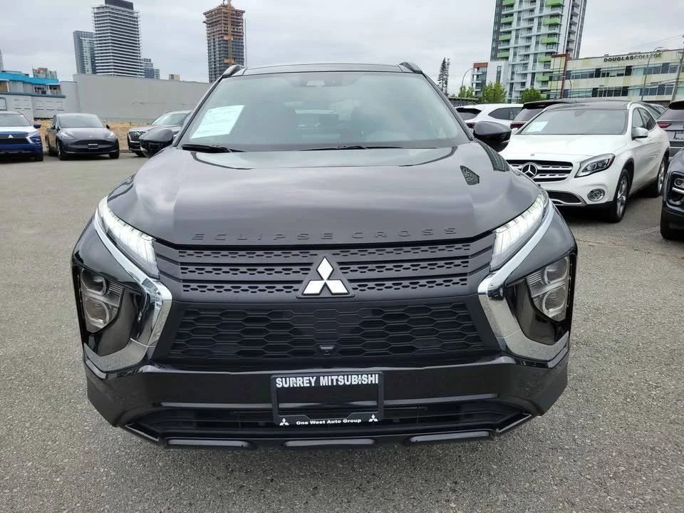 2024 Mitsubishi Eclipse Cross - Image 2 of 13