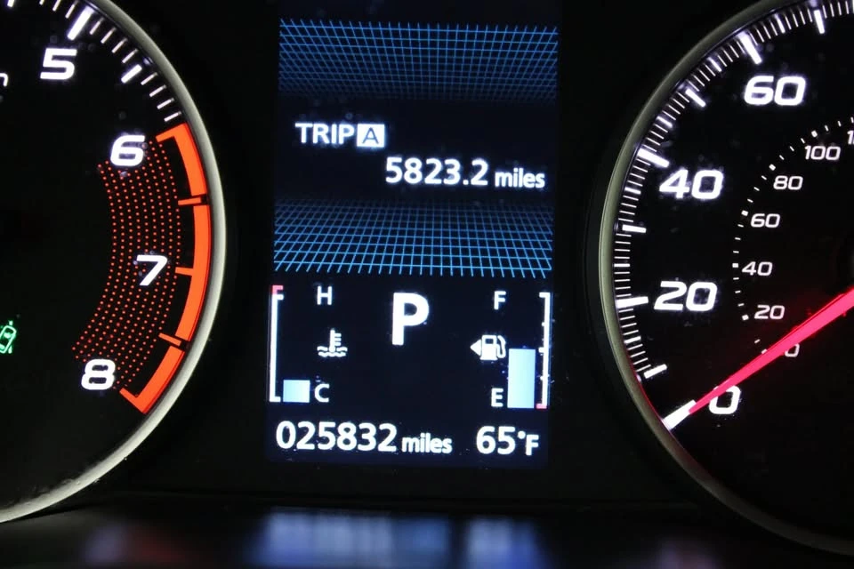 2024 Mitsubishi Eclipse Cross - Image 10 of 20