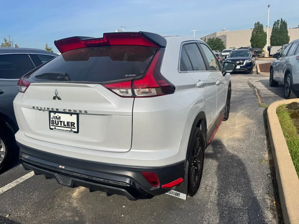 2024 Mitsubishi Eclipse Cross - Image 4 of 5
