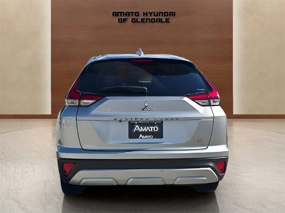 2024 Mitsubishi Eclipse Cross - Image 2 of 7