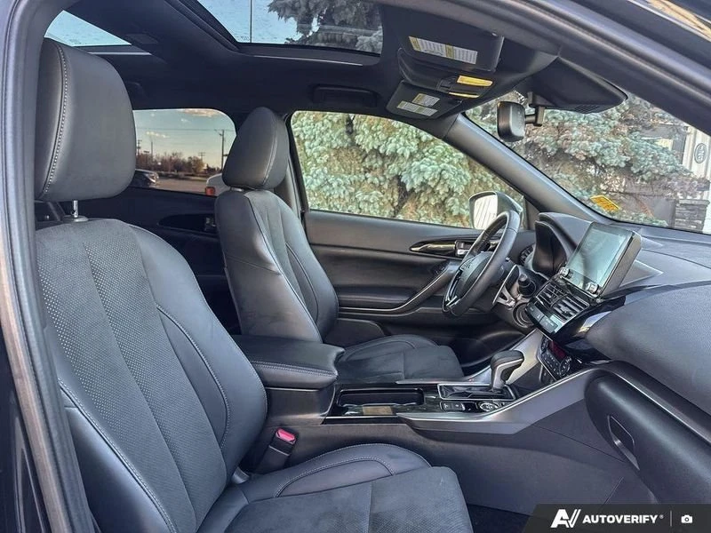 2024 Mitsubishi Eclipse Cross - Image 8 of 9
