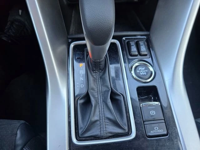 2024 Mitsubishi Eclipse Cross - Image 5 of 11