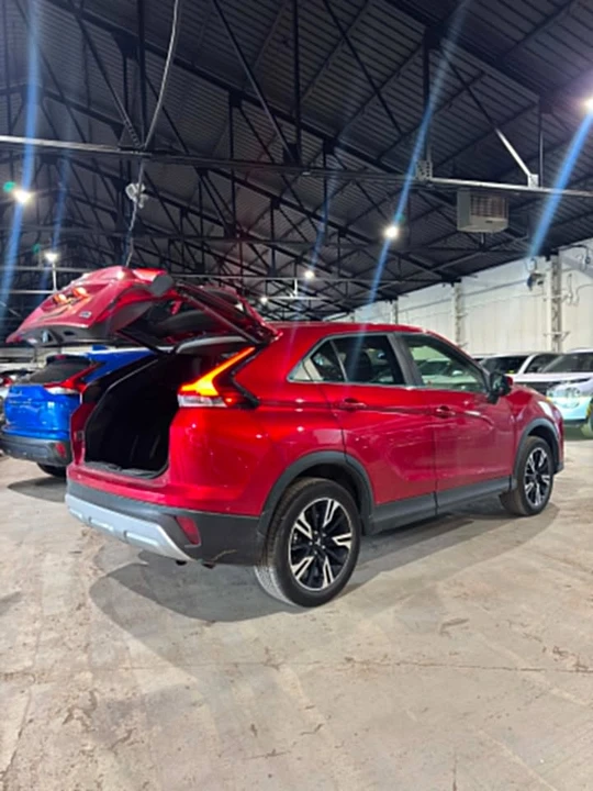 2024 Mitsubishi Eclipse Cross - Image 2 of 8