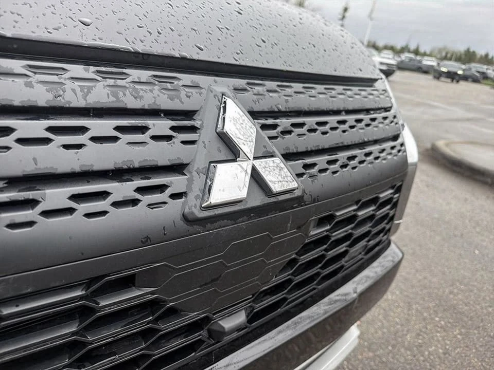 2024 Mitsubishi Eclipse Cross - Image 9 of 20