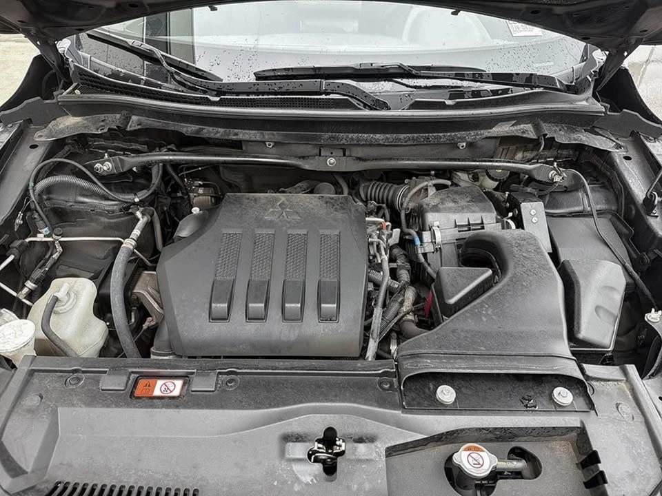 2024 Mitsubishi Eclipse Cross - Image 10 of 20