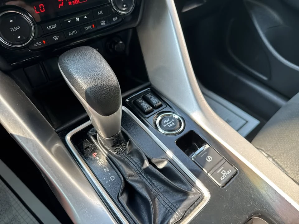 2024 Mitsubishi Eclipse Cross - Image 14 of 19