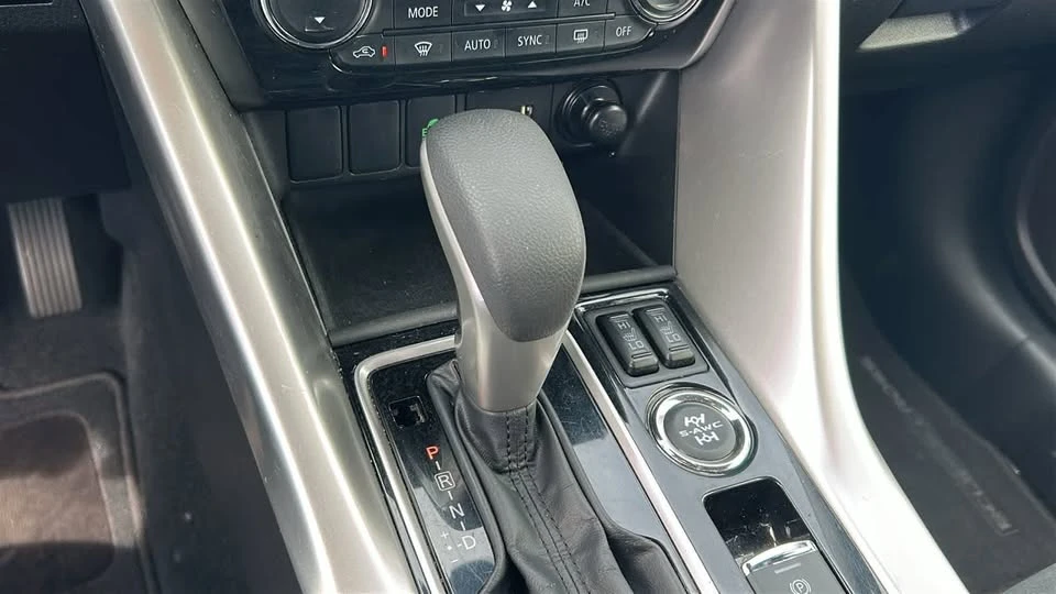 2024 Mitsubishi Eclipse Cross - Image 12 of 20