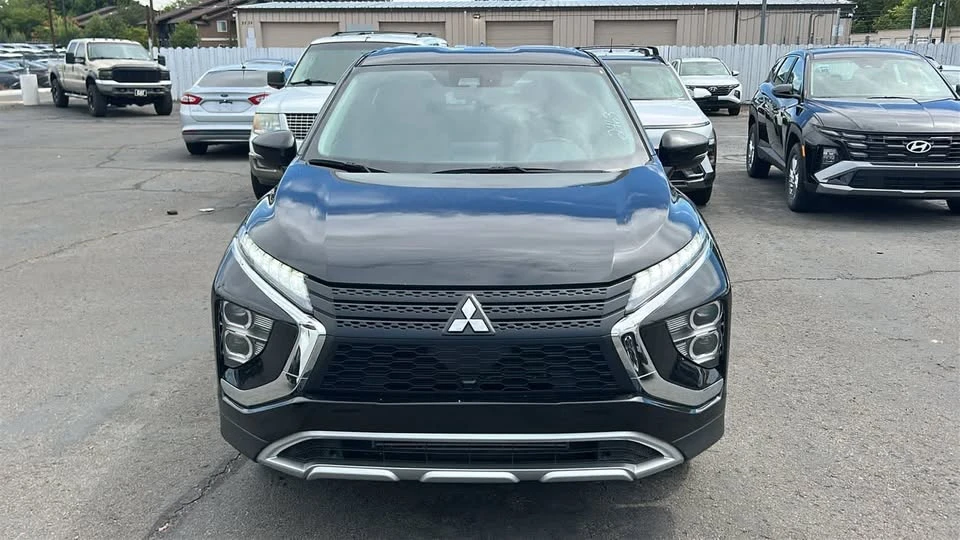2024 Mitsubishi Eclipse Cross - Image 2 of 20