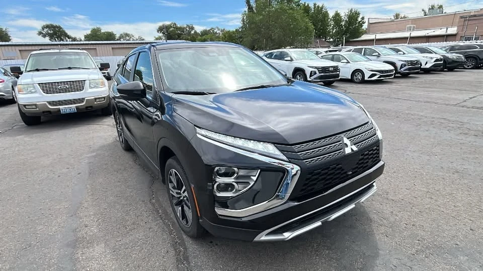 2024 Mitsubishi Eclipse Cross - Image 3 of 20