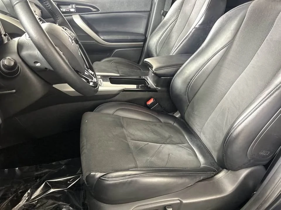 2024 Mitsubishi Eclipse Cross - Image 10 of 11