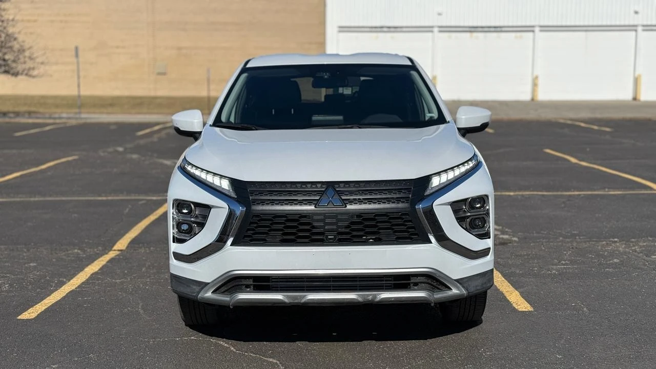 2024 Mitsubishi Eclipse Cross - Image 2 of 21