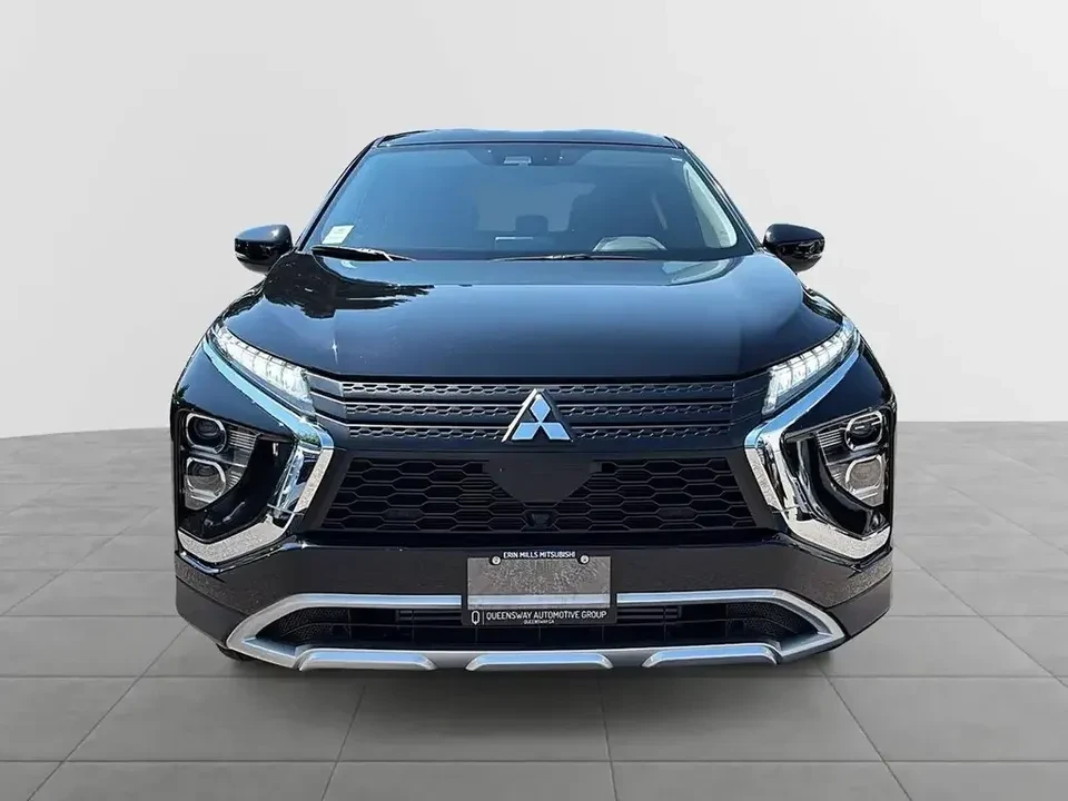 2024 Mitsubishi Eclipse Cross - Image 2 of 11
