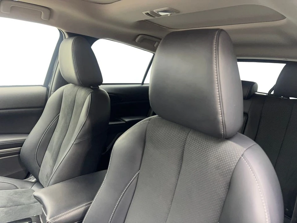 2024 Mitsubishi Eclipse Cross - Image 27 of 31