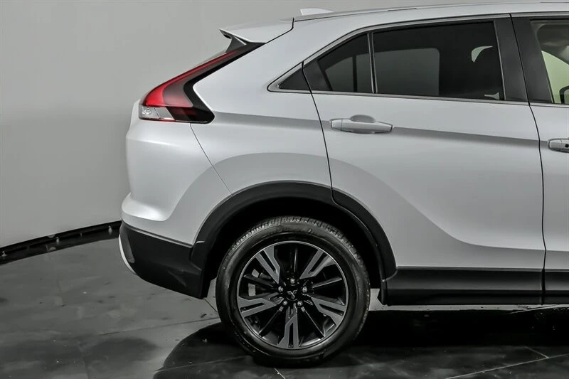 2024 Mitsubishi Eclipse Cross - Image 11 of 31