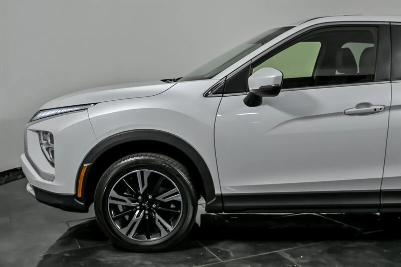 2024 Mitsubishi Eclipse Cross - Image 6 of 31