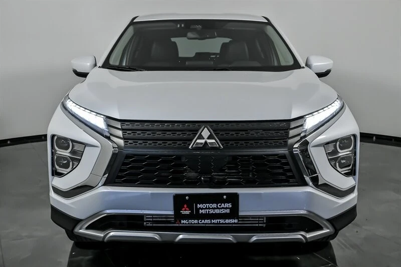 2024 Mitsubishi Eclipse Cross - Image 4 of 31