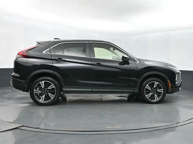 2024 Mitsubishi Eclipse Cross - Image 4 of 12