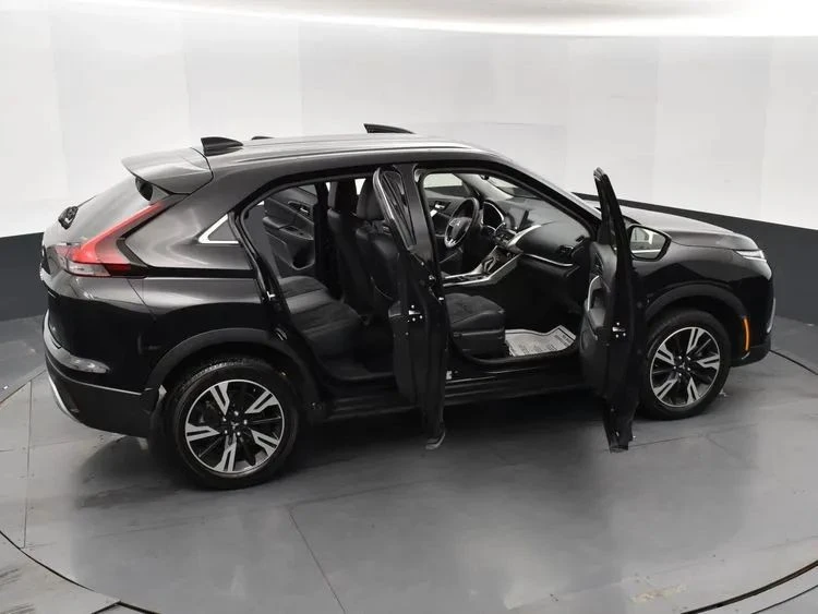 2024 Mitsubishi Eclipse Cross - Image 6 of 12