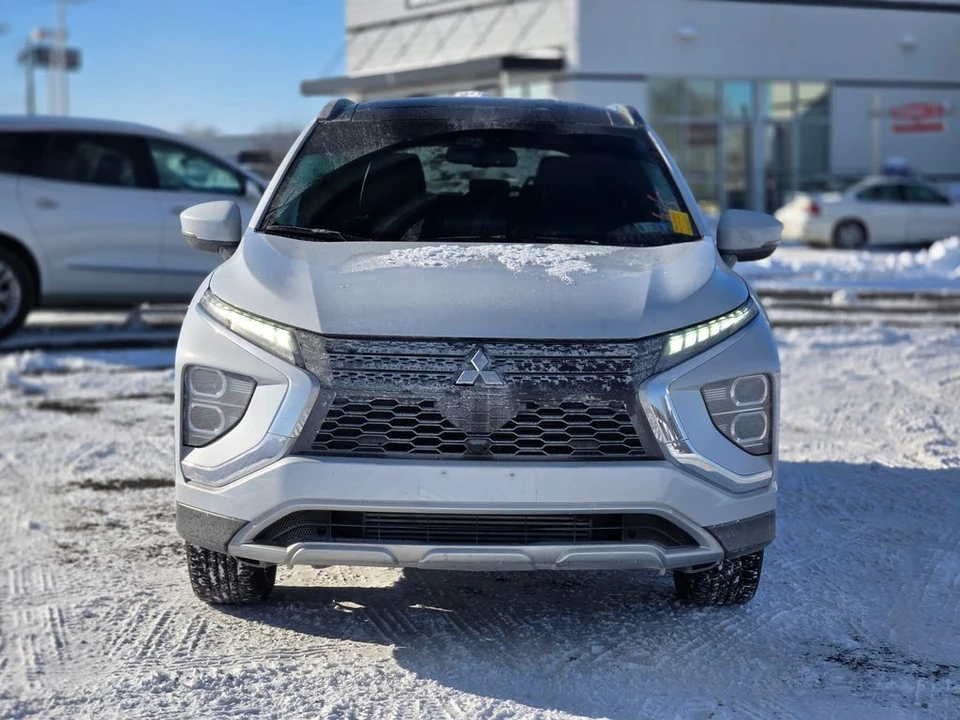 2024 Mitsubishi Eclipse Cross - Image 2 of 12