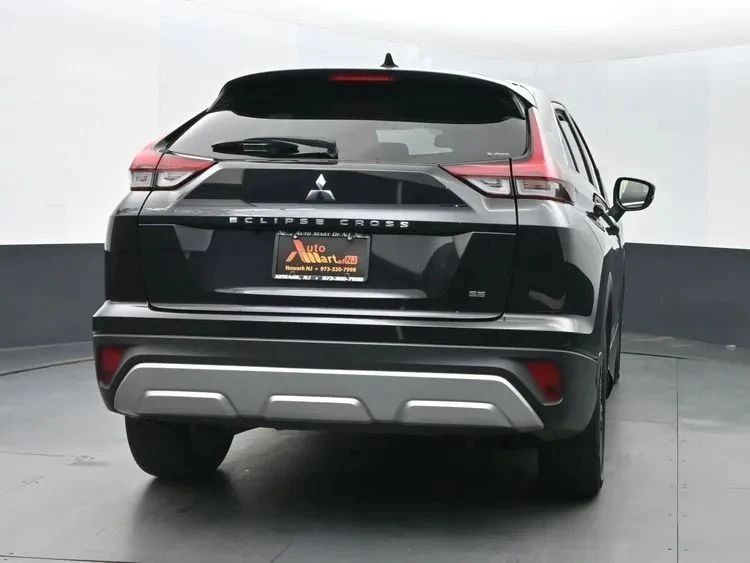 2024 Mitsubishi Eclipse Cross - Image 8 of 12