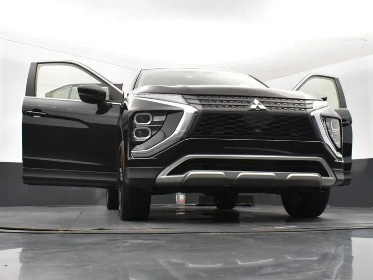 2024 Mitsubishi Eclipse Cross - Image 11 of 12