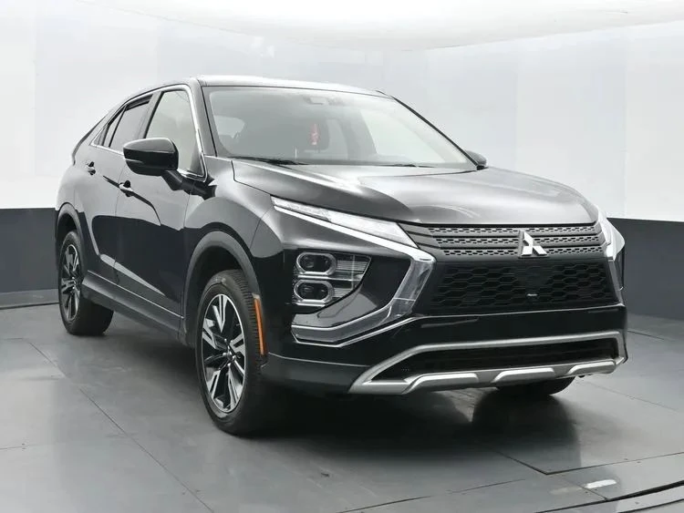 2024 Mitsubishi Eclipse Cross - Image 2 of 12