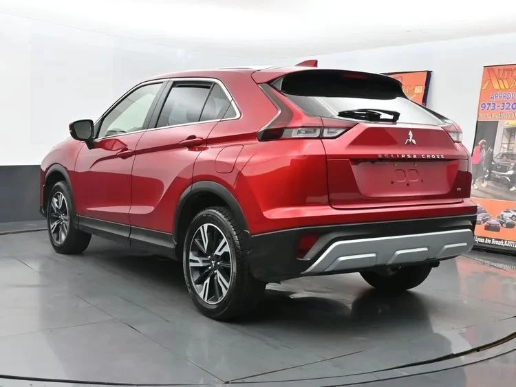 2024 Mitsubishi Eclipse Cross - Image 9 of 12