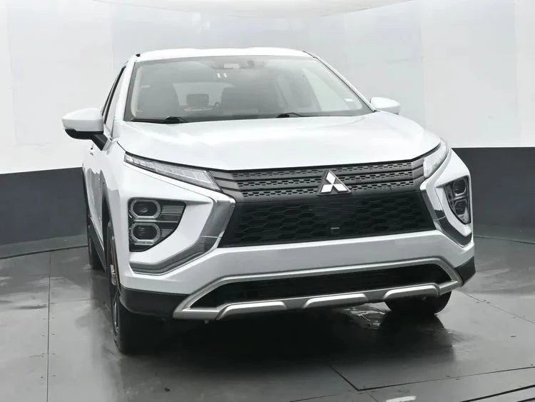 2024 Mitsubishi Eclipse Cross - Image 3 of 12