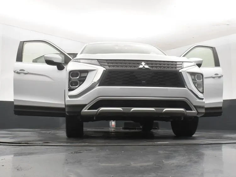 2024 Mitsubishi Eclipse Cross - Image 11 of 12