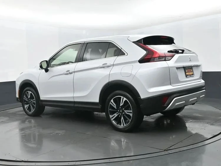 2024 Mitsubishi Eclipse Cross - Image 9 of 12