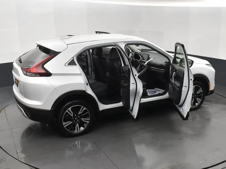 2024 Mitsubishi Eclipse Cross - Image 6 of 12