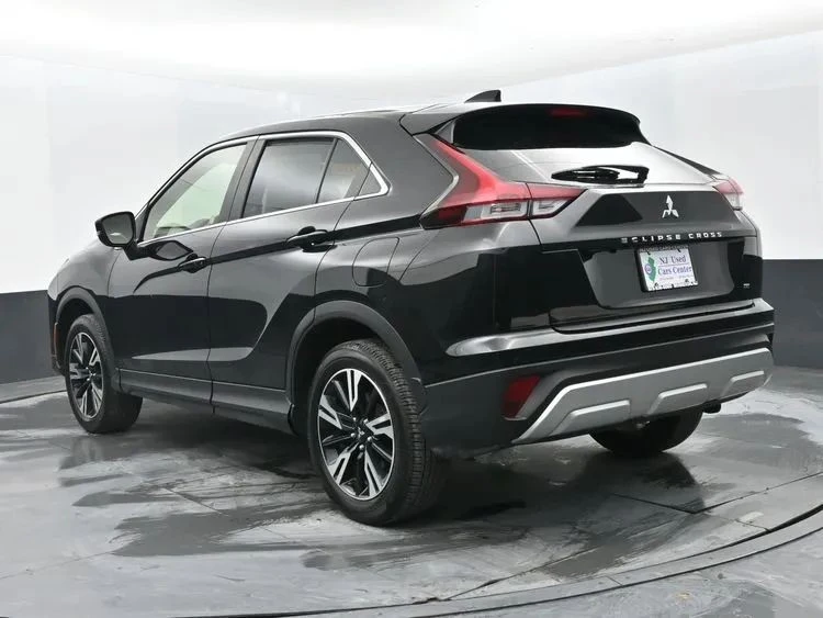 2024 Mitsubishi Eclipse Cross - Image 9 of 12
