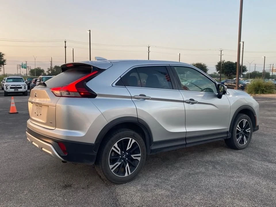 2024 Mitsubishi Eclipse Cross - Image 3 of 19